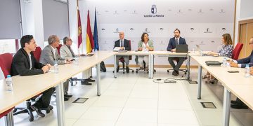 El Gobierno de Castilla-La Mancha lanza la segunda edición del programa de Becas de Jóvenes en Internacionalización