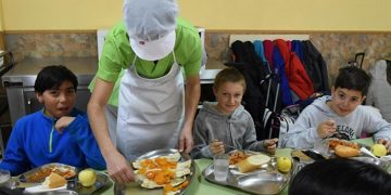 El Gobierno regional abre el plazo para solicitar las ayudas de libros de texto y de comedor escolar del curso 2022-2023