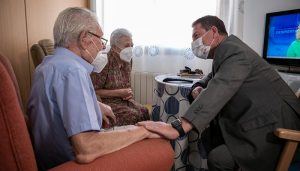 El Gobierno regional convoca 1,2 millones de euros en ayudas a la accesibilidad de las viviendas de personas mayores, con discapacidad y en situación de dependencia, en zonas despobladas