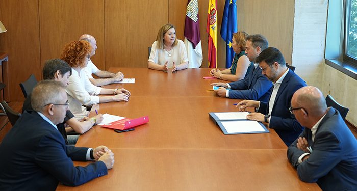 El Gobierno regional destaca que los profesores itinerantes de Castilla-La Mancha van a contar con las mejores condiciones de toda España