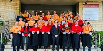 El Gobierno regional felicita al alumnado de la UCLM que se ha graduado en la rama de ciencias sociales en el campus de Cuenca