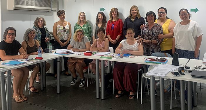 El Gobierno regional forma en Pastrana a 10 alumnas en ´Atención a personas dependientes en instituciones sociosanitarias´