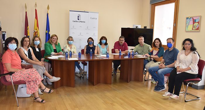 El Gobierno regional traslada su apoyo a la Asociación de Madres y Padres de Adopción, Acogimiento y Adversidad de Cuenca