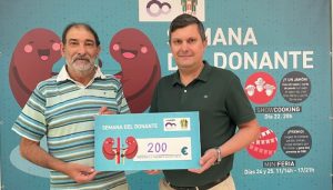 El Mirador de Cuenca entrega a ALCER el cheque soludario de la Semana del Donante