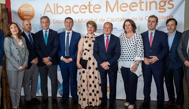 Eurocaja Rural, presente en la inauguración del III Encuentro Mundial de Capitales de la Cuchillería, 'Albacete Meetings' 1 Eurocaja Rural, presente en la inauguración del III Encuentro Mundial de Capitales de la Cuchillería, 'Albacete Meetings'