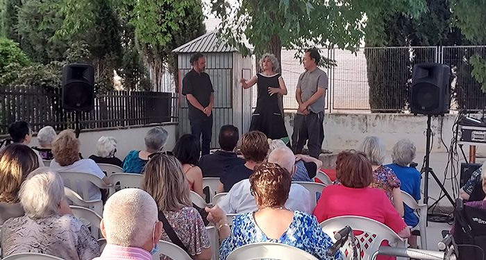 Gran acogida del primer Festival de Narración oral Iniesta Cuenta