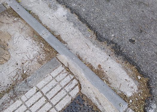 Izquierda Unida denuncia Abandono y falta de limpieza en las calles de Azuqueca de Henares