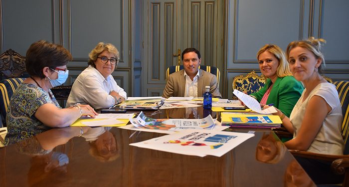 La Diputación, el Ayuntamiento de Cuenca y la Junta trabajan junto a ATELCU para mejorar la vida de las personas con trastornos del lenguaje