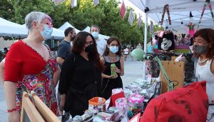 La feria artesana «Mercado de las Manos» tendrá segunda edición, el 25 de junio, coincidiendo con «Kavanijam»