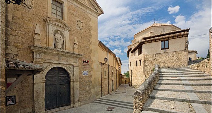 La Fundación Antonio Pérez tiene previstos este jueves y viernes encuentros literarios, talleres y recitales de guitarra 1 La Fundación Antonio Pérez tiene previstos este jueves y viernes encuentros literarios, talleres y recitales de guitarra