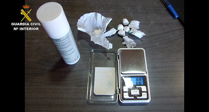 La Guardia Civil detiene a dos personas por tráfico de drogas en Minglanilla