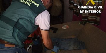 La Guardia Civil detiene a un hombre por el atraco a una gasolinera de Villanueva de la Jara