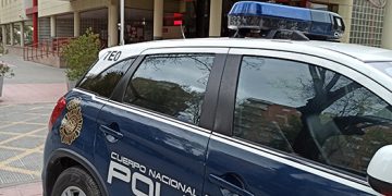 La Policía Nacional, Airbnb y Confianza Online alertan ante posibles estafas en alquileres vacacionales y aconsejan cómo evitarlas