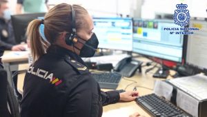 La Policía Nacional auxilia, a través del 091, a un bebé de Guadalajara que se estaba ahogando y no podía respirar