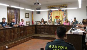 La subdelegada del Gobierno y la alcaldesa de El Casar copresiden la Junta Local de Seguridad