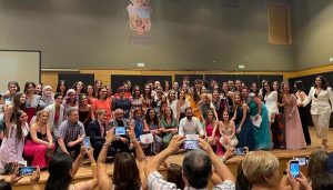 Los estudiantes de Grado de Enfermería de la UAH celebran el final de su periodo universitario