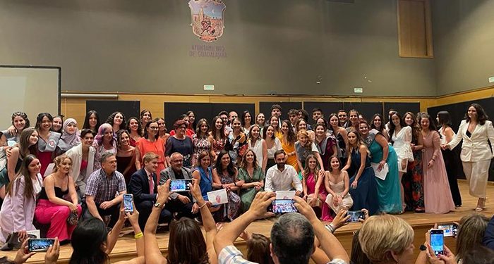 Los estudiantes de Grado de Enfermería de la UAH celebran el final de su periodo universitario