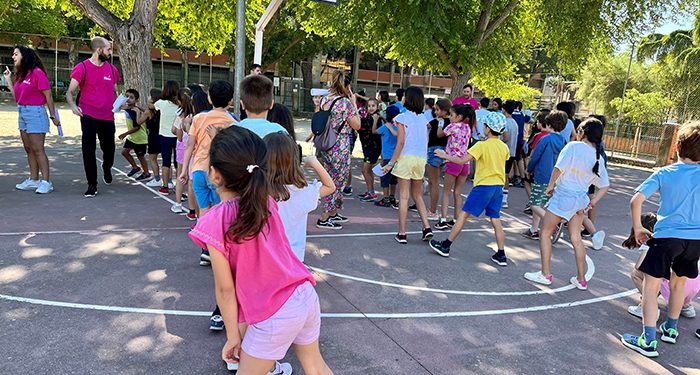 Más de quinientos niños y niñas de entre cuatro y doce años participan en las escuelas de verano de la UCLM 1 Más de quinientos niños y niñas de entre cuatro y doce años participan en las escuelas de verano de la UCLM