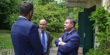 Page avanza un proyecto conjunto con Croacia para la defensa del medio natural que verá la luz en 2023 para poder contar con financiación europea