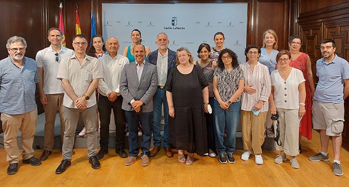 Recepción a docentes del instituto Profesor Domínguez Ortiz y sus socios en el proyecto Erasmus ´Museo europeo de la educación´ 1 Recepción a docentes del instituto Profesor Domínguez Ortiz y sus socios en el proyecto Erasmus ´Museo europeo de la educación´