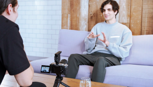 Sony presenta el nuevo micrófono de pistola compacto ECM-B10