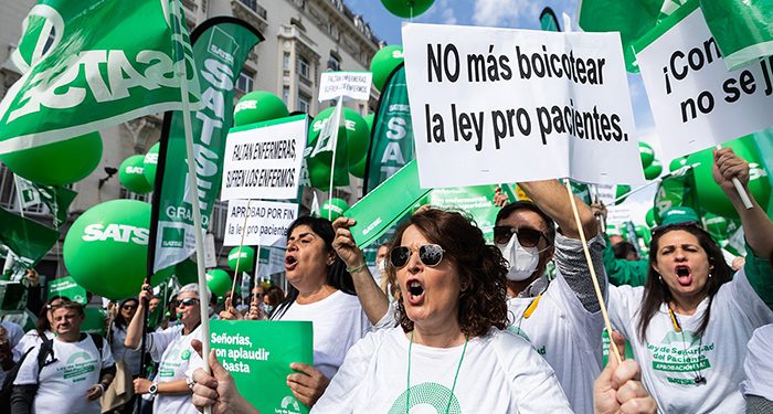 Suspenso de las enfermeras de Castilla-La Mancha a las administraciones por no protegerlas y cuidarlas cuando son agredidas 1 Suspenso de las enfermeras de Castilla-La Mancha a las administraciones por no protegerlas y cuidarlas cuando son agredidas