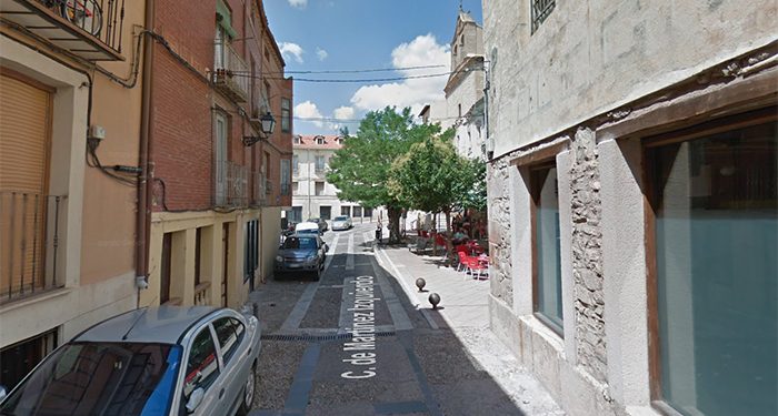 Tres personas, dos de ellas guardias civiles, afectadas por inhalación de humo tras el incendio en un bar de Molina de Aragón