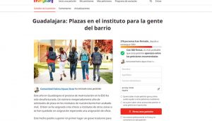 Un grupo de padres y madres de Aguas Vivas abre una petición en change.org para que Educación abra nuevas líneas en los institutos de la zona