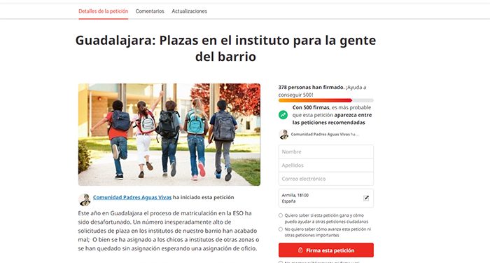 Un grupo de padres y madres de Aguas Vivas abre una petición en change.org para que Educación abra nuevas líneas en los institutos de la zona