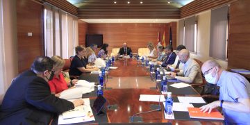 El sector del vino y la agilización de proyectos de energías renovables a debate, este jueves en las Cortes