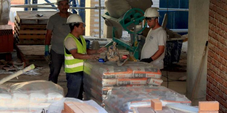 CCOO CLM destaca el “crecimiento exponencial del empleo indefinido tras la entrada en vigor de la Reforma Laboral” 1 17b31a4a67985330fce6cfeaa0730ffc0082304a 1000x665 1