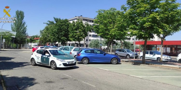 La Guardia Civil detiene a cuatro personas por robo en Azuqueca de Henares