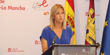 Ana Isabel Abengózar recalca que la importante reducción de la tasa de paro avala las políticas de estímulo económico y de empleo del Gobierno de Emiliano García-Page