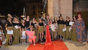 Brillante desfile del certificado de profesionalidad de confección en San Clemente