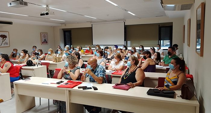 CCOO solicita a la Audiencia Nacional que ejecute la sentencia que ordena subir un 6,5% los salarios de 15.000 personas trabajadoras de CLM, casi todas mujeres 1 CCOO solicita a la Audiencia Nacional que ejecute la sentencia que ordena subir un 6,5% los salarios de 15.000 personas trabajadoras de CLM, casi todas mujeres