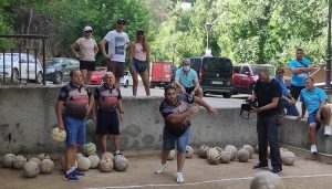 Cuenca gana en casa y Huélamo ya lidera el Circuito de Bolos Serranía de Cuenca