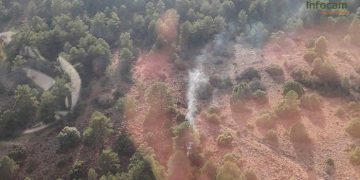 Declarado un incendio en Casas de Garcimolina