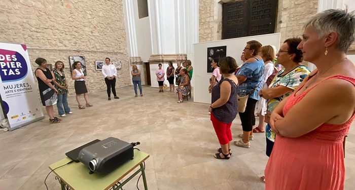 El Gobierno regional lleva a Almodóvar del Pinar la muestra ´Despiertas. Mujeres, Arte e Identidad´ hasta el próximo 24 de julio 1 El Gobierno regional lleva a Almodóvar del Pinar la muestra ´Despiertas. Mujeres, Arte e Identidad´ hasta el próximo 24 de julio