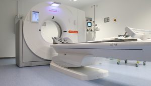 El Gobierno regional realiza una nueva licitación para la incorporación de 14 equipos de alta tecnología sanitaria por un importe cercano a nueve millones de euros