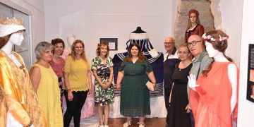 El Museo Arqueológico de Cuenca acoge la muestra ´Siguiendo el hilo de la historia colección de trajes femeninos de recreación histórica´