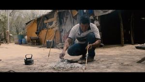 Este miércoles se estrena el segundo documental sobre los últimos grupos de cazadores-recolectores realizado por los conquenses Santiago Domínguez y Dorian Sanz