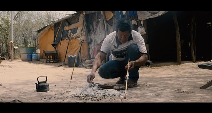 Este miércoles se estrena el segundo documental sobre los últimos grupos de cazadores-recolectores realizado por los conquenses Santiago Domínguez y Dorian Sanz
