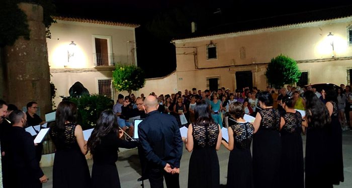 Éxito de la primera ruta nocturna guiada y teatralizada en Santa María del Campo Rus 1 Éxito de la primera ruta nocturna guiada y teatralizada en Santa María del Campo Rus