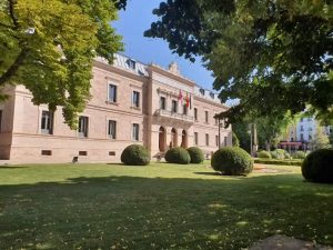 La Diputación de Cuenca aumenta un 42 por ciento el presupuesto para que los municipios pequeños contraten administrativos