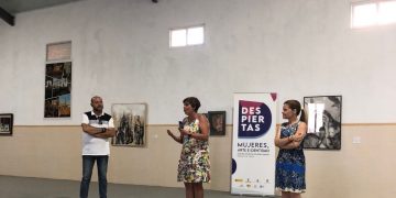 El Salón Cultural ´Curva del Zésar´ de Torrubia del Campo acoge la muestra ´Despiertas. Mujeres, Arte e Identidad´