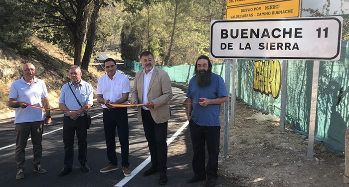 La Diputación de Cuenca recepciona las obras de mejora de la CUV-9141 que une Buenache de la Sierra con la Cueva del Fraile 1 La Diputación de Cuenca recepciona las obras de mejora de la CUV-9141 que une Buenache de la Sierra con la Cueva del Fraile