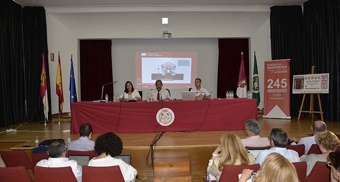 La UCLM aprueba el programa Docentia que permitirá evaluar y mejorar la actividad docente en la institución