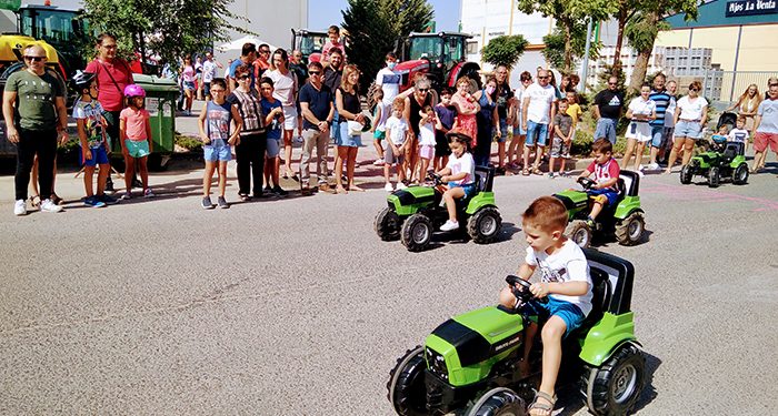 Los más pequeños demostraron en la FIDA 2022 sus grandes habilidades con el tractor a pedales