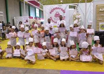Los participantes del ‘Master Ajo Junior’ demuestran sus grandes cualidades para la cocina