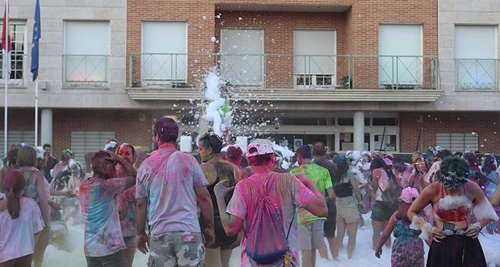 Más de 150 corredores y cientos de kilos de pintura en la III Carrera de los Colores de Cabanillas
